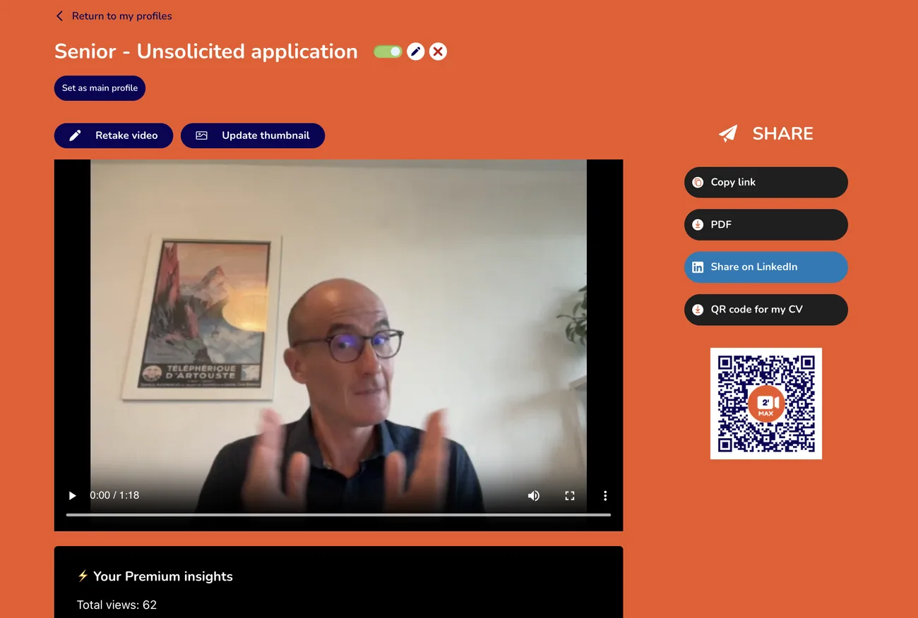 A 2’MAX in the English version of the app: the video, the sharing options (link, PDF, LinkedIn) and the QR code for the CV