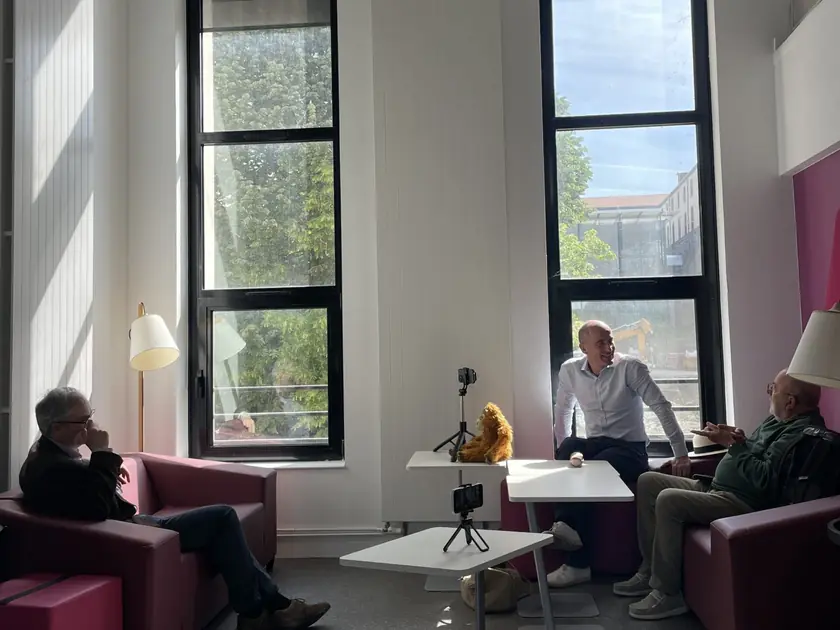 A video pitch recording session at IAE Clermont